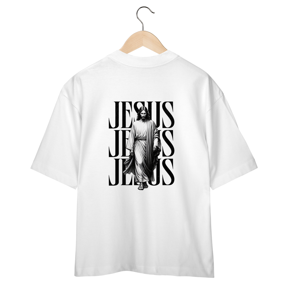Camiseta Oversized"Jesus"Cor  Branco